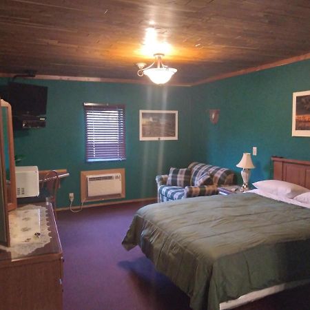 Comfort Zone Inn Rothsay Bagian luar foto